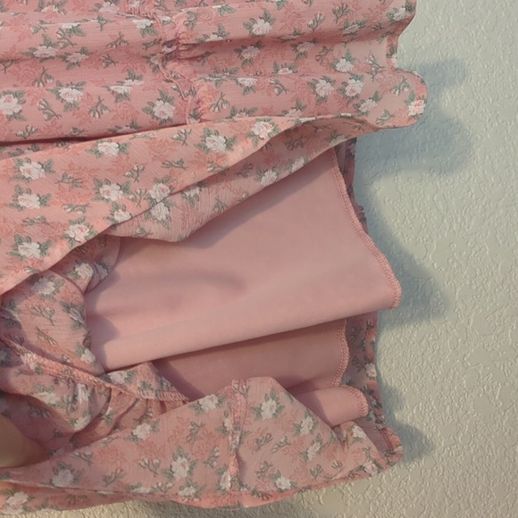 Trixxi pink puff sleeve on off shoulder tiered floral mini dress - Picture 4 of 10